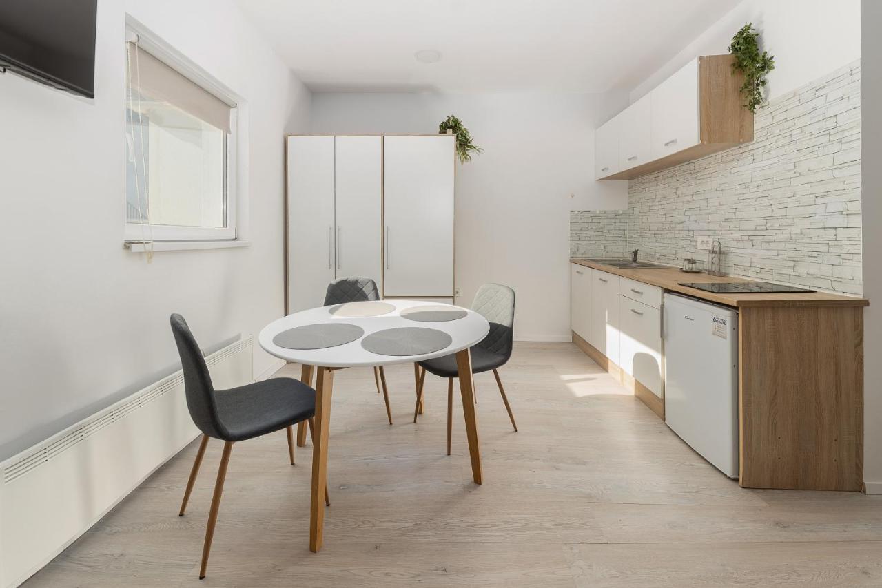 Apartments Berni Λιουμπλιάνα Εξωτερικό φωτογραφία